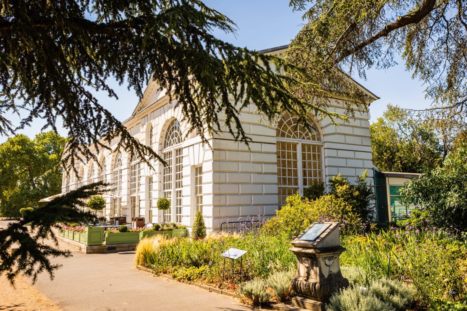 Exterior image of the orangery at Kew Gardens
